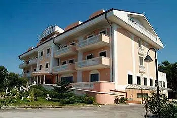 Adria Hotel 3*